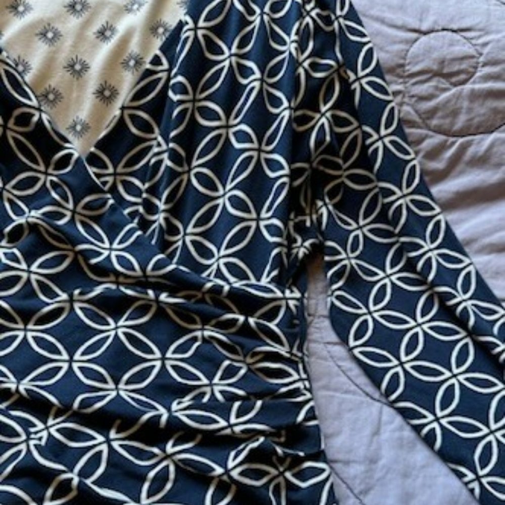 Hatley Navy and White Cross-Hatch Wrap Dress Size L